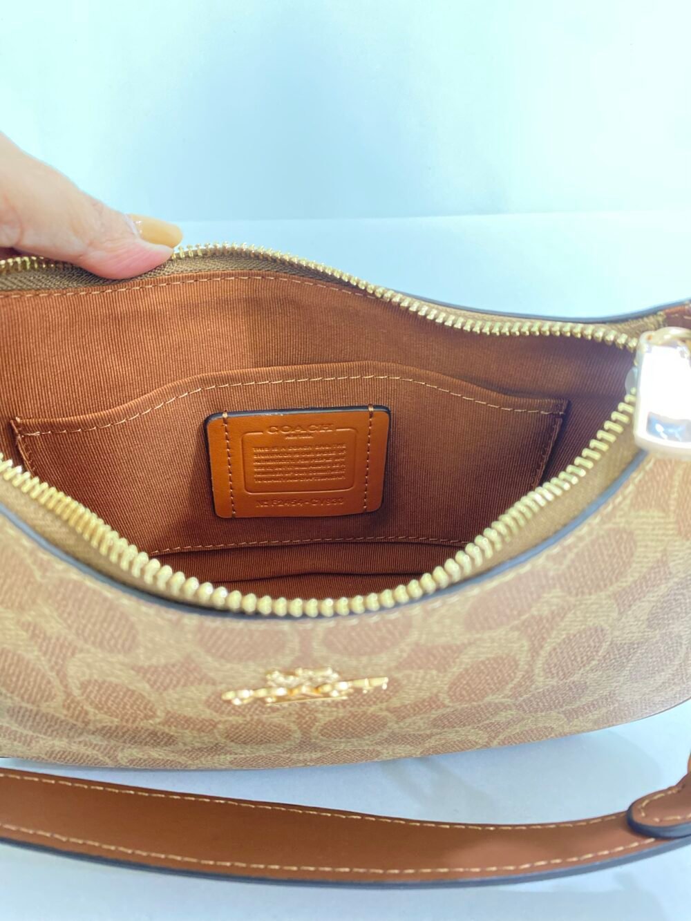 Coch Tery Shoulder Bag Small Size - Image 6