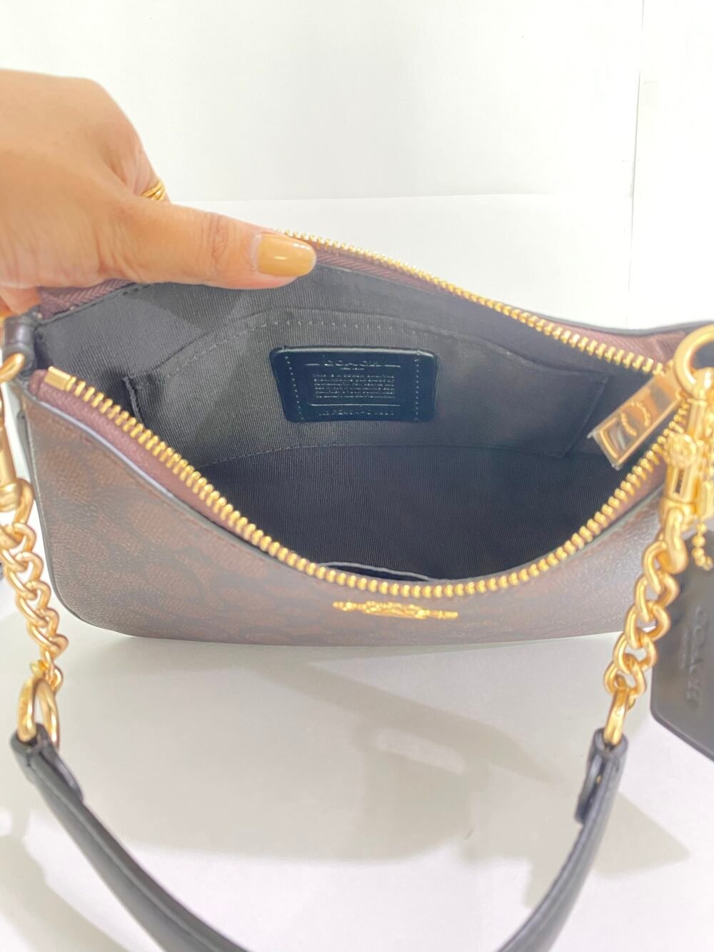 Coch Teri Shoulder Bag In Signature Canvas Signature Canvas-Gold-Walnut-Black - Image 5