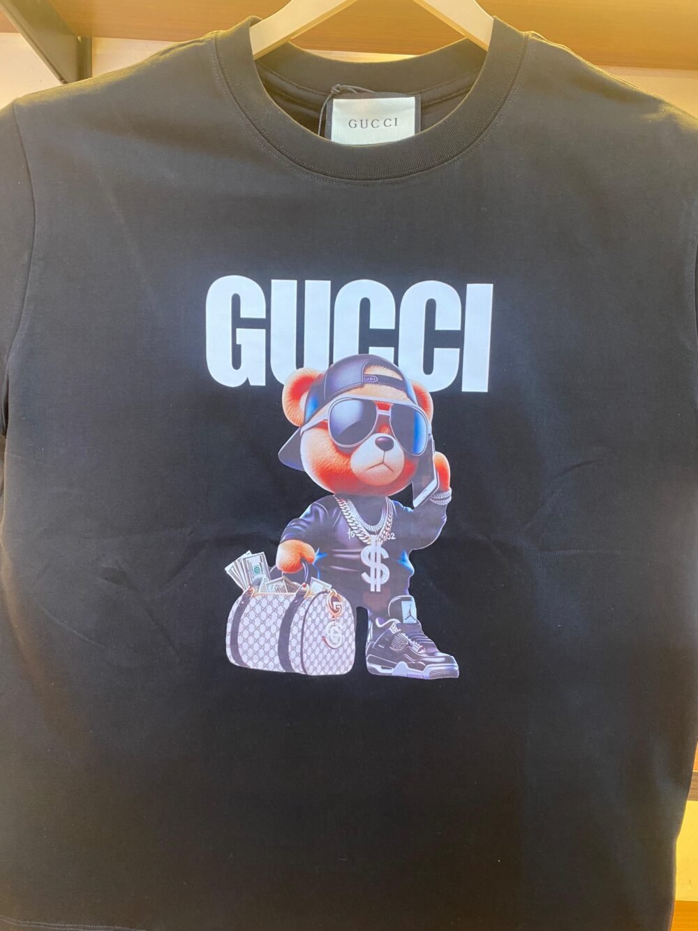 GUCI Luxury Round Neck T-shirts A-11 - Image 2