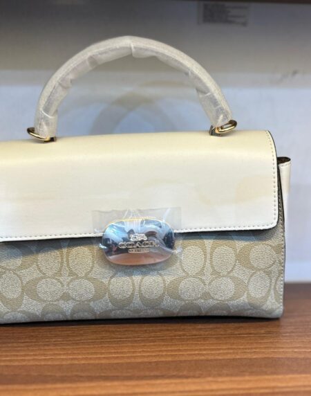 Coch Eliza top handle
